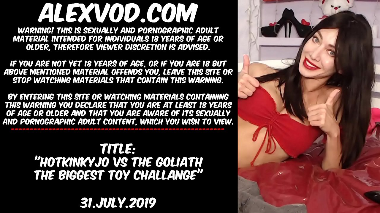 Hotkinkyjo vs Goliath The Largest Plaything Challange (fisting, gape &_ quake included)